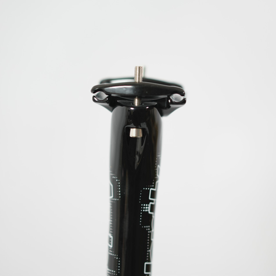 ARDENTLY カーボンシートポスト 27.2/31.6  - Quality Cycling Gear のレビューと価格